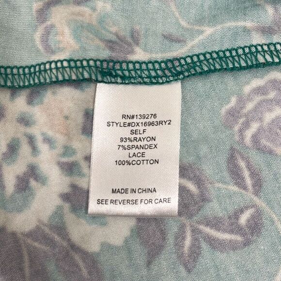 Daniel Rainn 2X Plus Sleeveless Blouse Green Floral Lace Accents Cutout NWOT - Picture 10 of 12